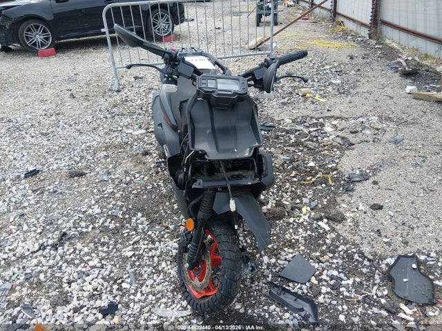 Yamaha YW125 2025 RKRSEH9Y0SA007358 Image 5