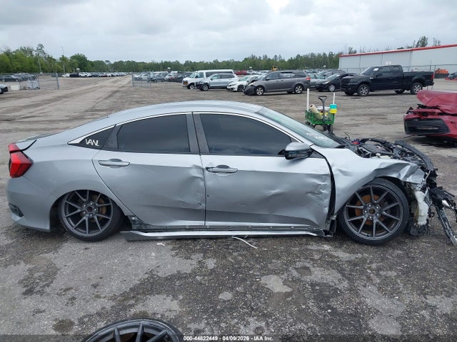 Продажа на аукционе авто 2018 Honda Civic Lx, vin: 19XFC2E53JE035738, номер лота: 44822449