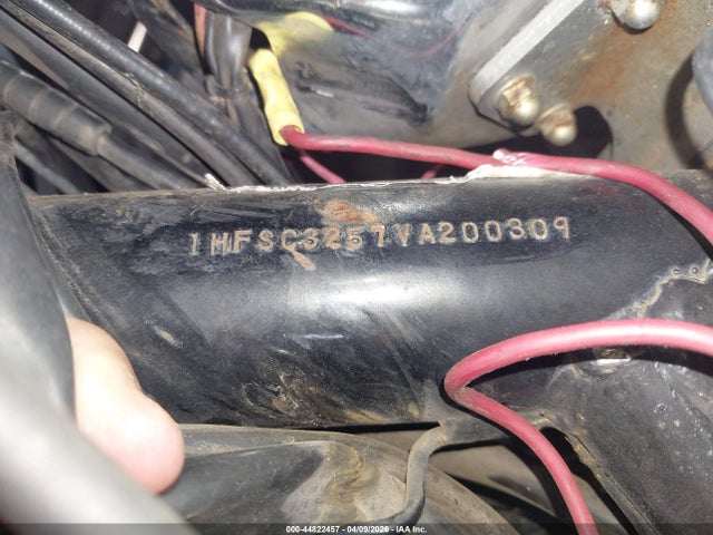 44822457 :رقم المزاد ، 1HFSC3257VA200309 vin ، 1997 Honda Vt1100 C2 مزاد بيع