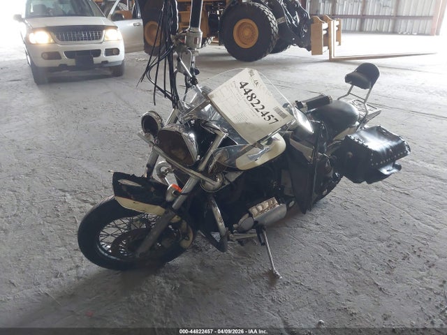 44822457 :رقم المزاد ، 1HFSC3257VA200309 vin ، 1997 Honda Vt1100 C2 مزاد بيع