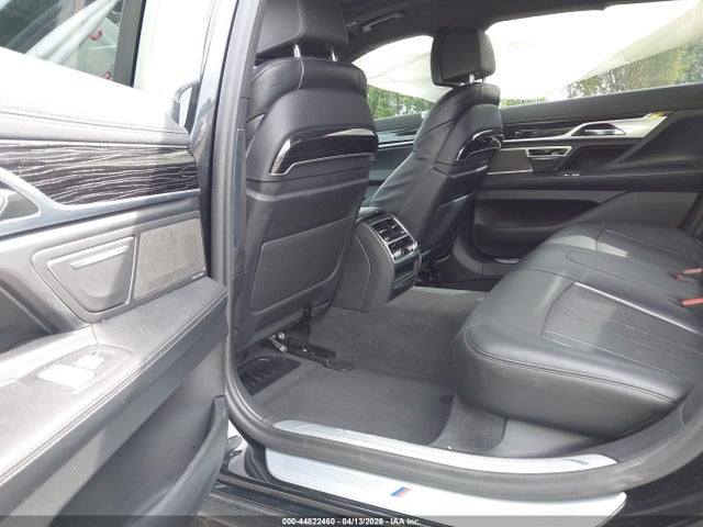 2022 Bmw 740 I Xdrive მანქანა იყიდება აუქციონზე, vin: WBA7T4C01NCH09857, აუქციონის ნომერი: 44822460