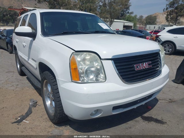 2007 GMC YUKON 1GKFC130X7J137085