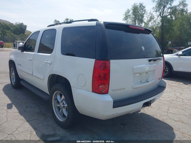 2007 GMC YUKON 1GKFC130X7J137085 Photo 2