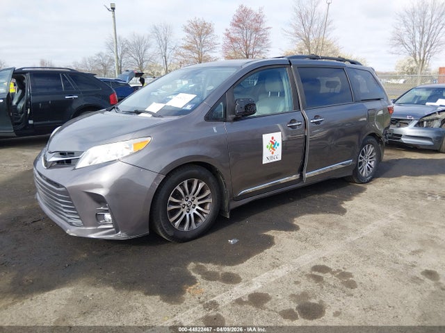 Aukcja sprzedaży 2018 Toyota Sienna Xle 8 Passenger, vin: 5TDYZ3DC9JS939502, numer aukcji: 44822467