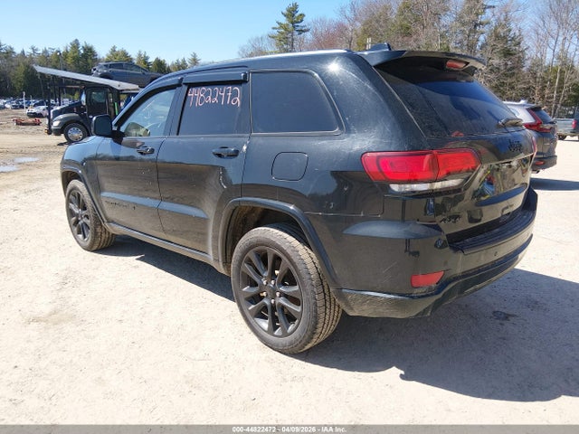 Продажа на аукционе авто 2018 Jeep Grand Cherokee Altitude 4x4, vin: 1C4RJFAG2JC500647, номер лота: 44822472