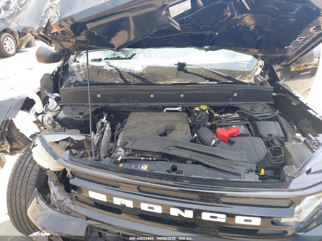 44822485 :رقم المزاد ، 3FMCR9C65MRA40342 vin ، 2021 Ford Bronco Sport Outer Banks مزاد بيع