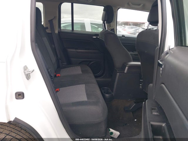 44822492 :رقم المزاد ، 1C4NJPBB1HD121196 vin ، 2017 Jeep Patriot Sport Fwd مزاد بيع