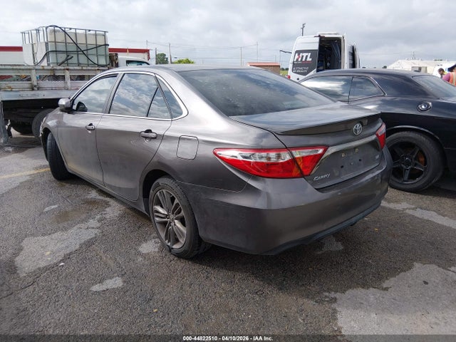 4T1BF1FKXHU453659 Toyota CAMRY SE