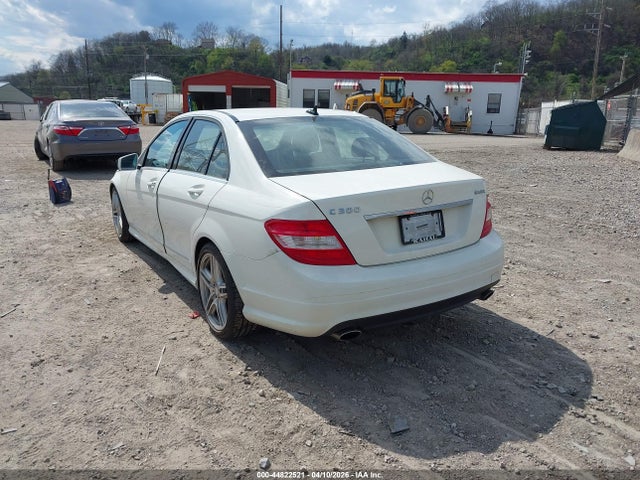 Продаж на аукціоні авто 2010 Mercedes-benz C 300 Luxury 4matic/sport 4matic, vin: WDDGF8BB8AR111666, номер лоту: 44822521