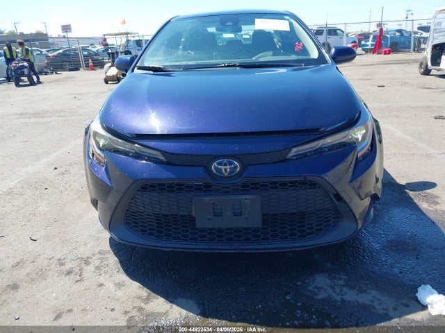 Toyota Corolla Hybrid Le 2021 JTDEAMDE5MJ027758 Image 12