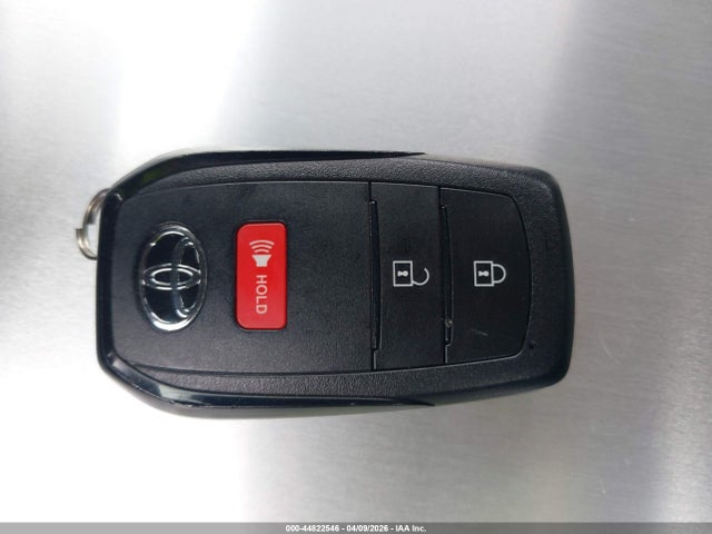 JTDACAAU5P3005819 Toyota PRIUS XLE