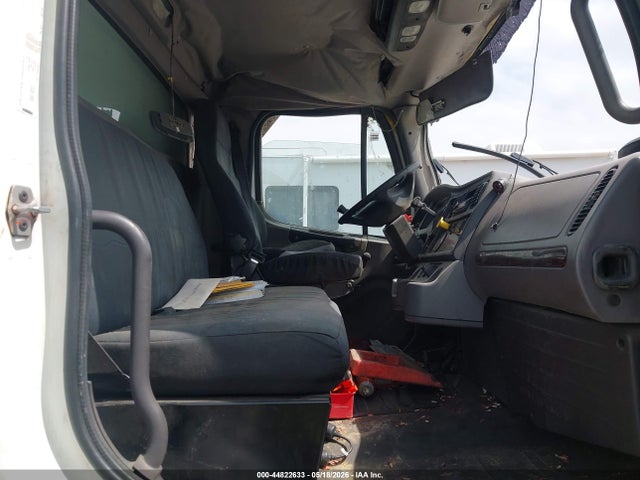 Aukcja sprzedaży 2015 Freightliner M2 106 Medium Duty, vin: 3ALACWDTXFDGK3877, numer aukcji: 44822633