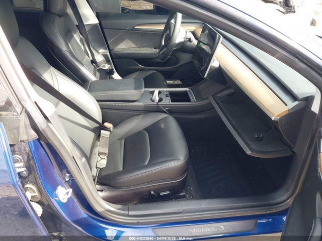 44822640 :رقم المزاد ، 5YJ3E1EB8MF049288 vin ، 2021 Tesla Model 3 Long Range Dual Motor All-wheel Drive مزاد بيع