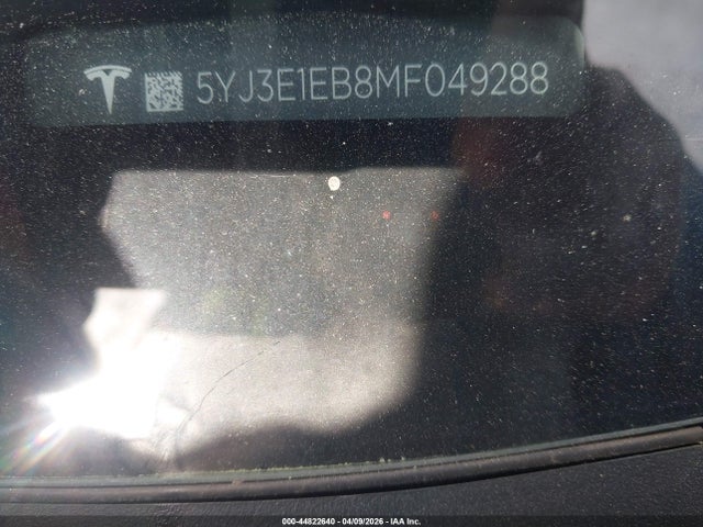 44822640 :رقم المزاد ، 5YJ3E1EB8MF049288 vin ، 2021 Tesla Model 3 Long Range Dual Motor All-wheel Drive مزاد بيع