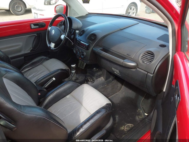 44822683 :رقم المزاد ، 3VWFE21C33M431785 vin ، 2003 Volkswagen New Beetle Turbo S مزاد بيع