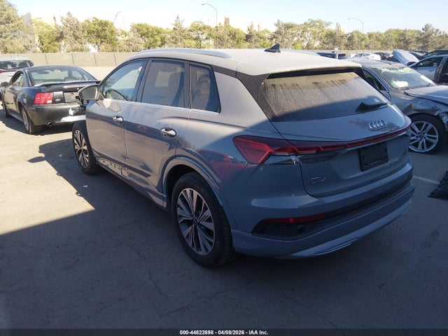 44822698 :رقم المزاد ، WA1ACBFZ9PP059301 vin ، 2023 Audi Q4 E-tron Premium 40 Rwd مزاد بيع