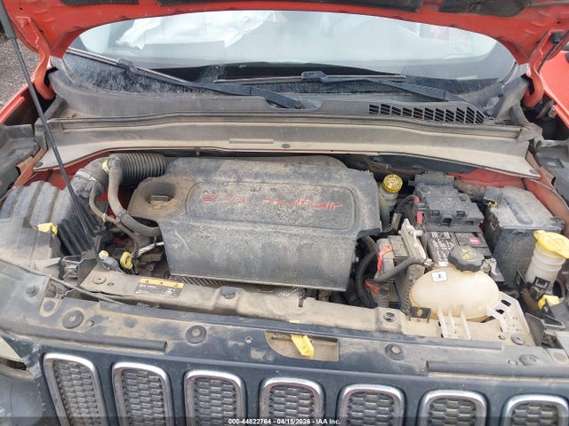 2015 Jeep Renegade Latitude მანქანა იყიდება აუქციონზე, vin: ZACCJABT1FPC23142, აუქციონის ნომერი: 44822764