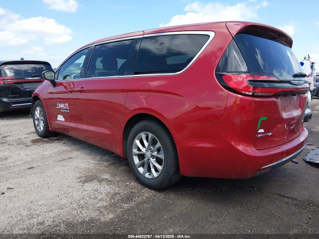 2026 CHRYSLER PACIFICA 2C4RC1GG6TR200141 Photo 2