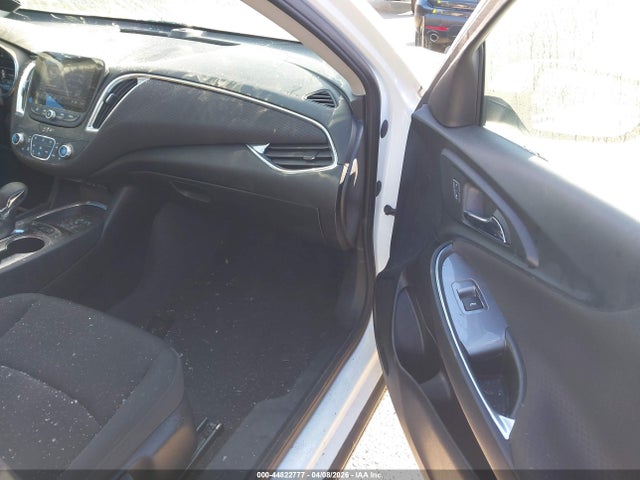 1G1ZD5STXMF059584 Chevrolet Malibu Fwd Lt