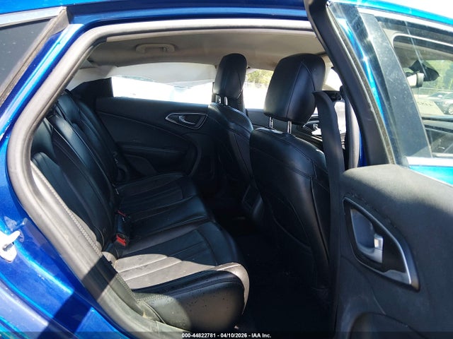Продажа на аукционе авто 2017 Chrysler 200 Limited Platinum, vin: 1C3CCCAB7HN506997, номер лота: 44822781