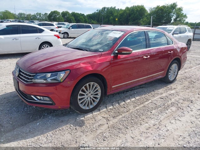 1VWBT7A39GC048457 Volkswagen Passat 1.8t Se