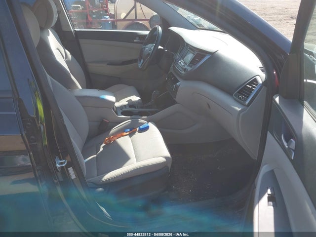 44822812 :رقم المزاد ، KM8J3CA26GU044306 vin ، 2016 Hyundai Tucson Sport مزاد بيع