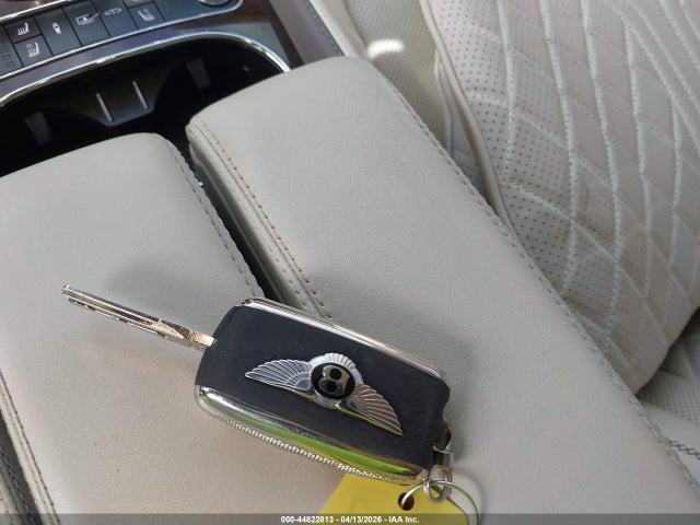 44822813 :رقم المزاد ، SCBEC9ZA0HC064937 vin ، 2017 Bentley Flying Spur W12 مزاد بيع