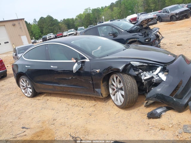 Продаж на аукціоні авто 2018 Tesla Model 3 Long Range/performance, vin: 5YJ3E1EB8JF186582, номер лоту: 44822864