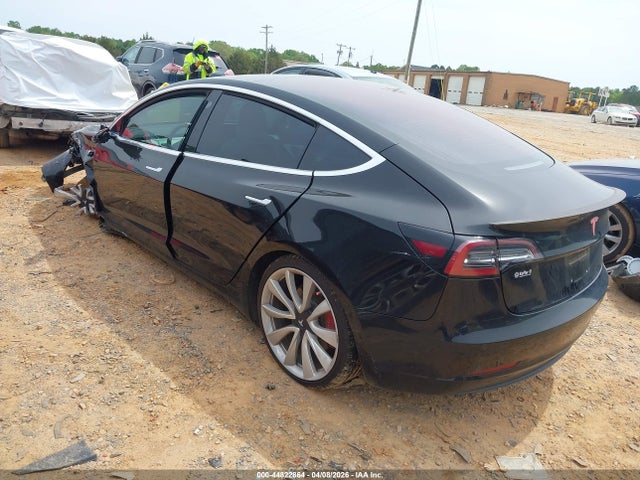 Продаж на аукціоні авто 2018 Tesla Model 3 Long Range/performance, vin: 5YJ3E1EB8JF186582, номер лоту: 44822864