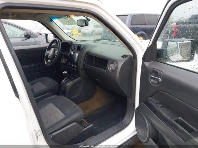 1C4NJRBB1GD691595 Jeep Patriot Sport