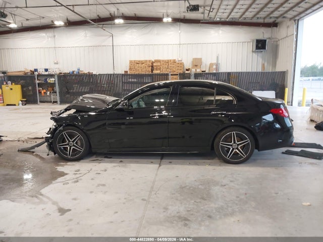 44822890 :رقم المزاد ، W1KAF4HB7NR037930 vin ، 2022 Mercedes-benz C 300 4matic مزاد بيع