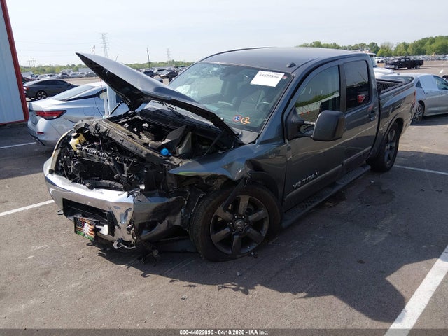 44822896 :رقم المزاد ، 1N6AA0EDXFN500284 vin ، 2015 Nissan Titan Sv مزاد بيع