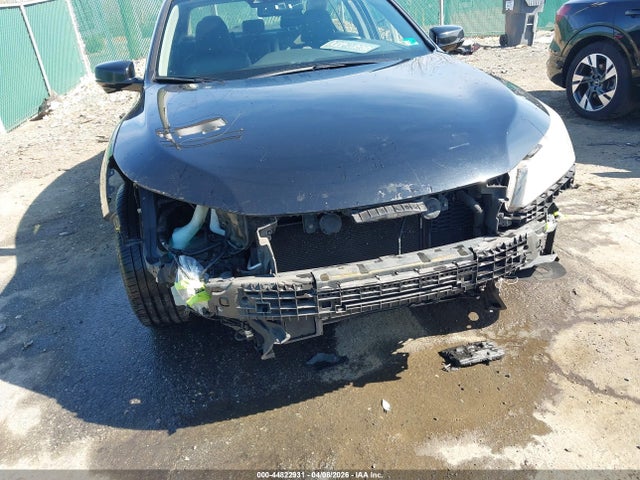 Продажа на аукционе авто 2017 Honda Accord Hybrid Touring, vin: JHMCR6F71HC030479, номер лота: 44822931