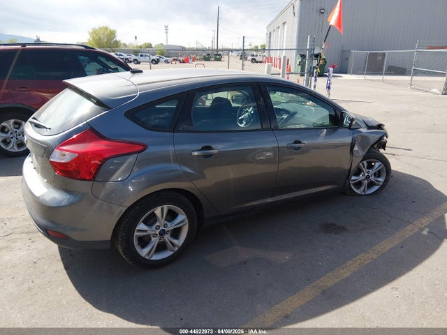 Ford FOCUS SE 2014 1FADP3K29EL462016 Image 13