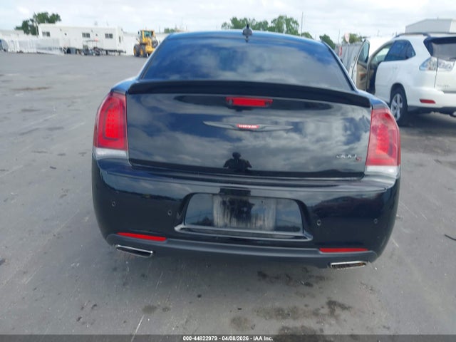 44822979 :رقم المزاد ، 2C3CCABT8NH111890 vin ، 2022 Chrysler 300 S مزاد بيع