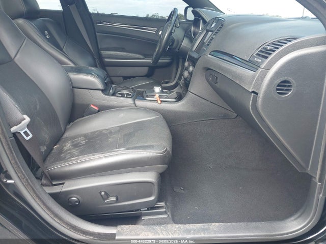 44822979 :رقم المزاد ، 2C3CCABT8NH111890 vin ، 2022 Chrysler 300 S مزاد بيع