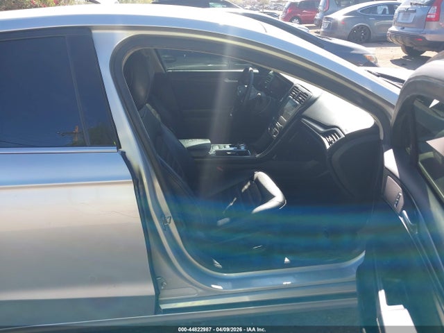 Ford FUSION SE 2018 3FA6P0HD4JR136930 Image 5