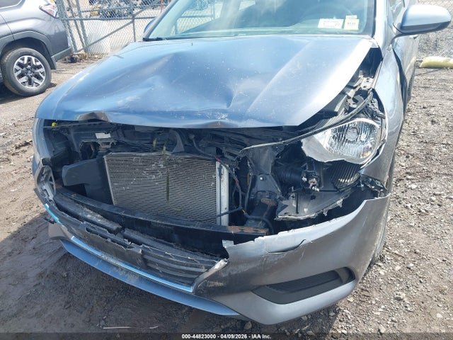 2018 Hyundai Accent Se მანქანა იყიდება აუქციონზე, vin: 3KPC24A36JE015120, აუქციონის ნომერი: 44823000