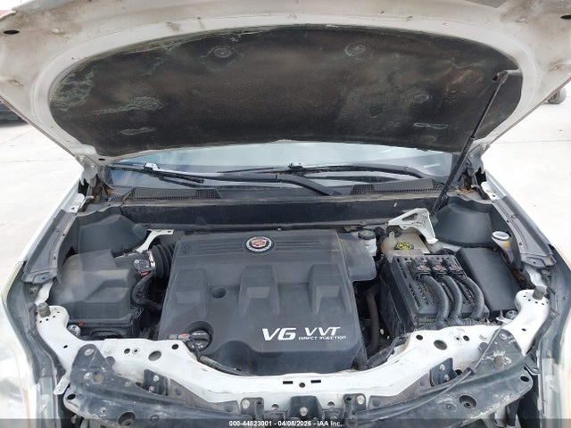 44823001 :رقم المزاد ، 3GYFNDE36DS575931 vin ، 2013 Cadillac Srx Performance Collection مزاد بيع