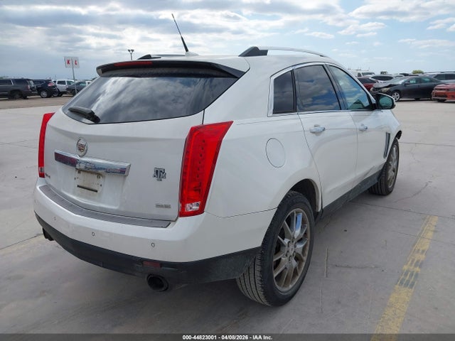 44823001 :رقم المزاد ، 3GYFNDE36DS575931 vin ، 2013 Cadillac Srx Performance Collection مزاد بيع