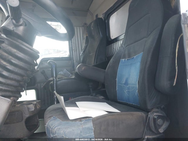Aukcja sprzedaży 2004 Kenworth Construction T800, vin: 1NKDXBTX54J060808, numer aukcji: 44823013