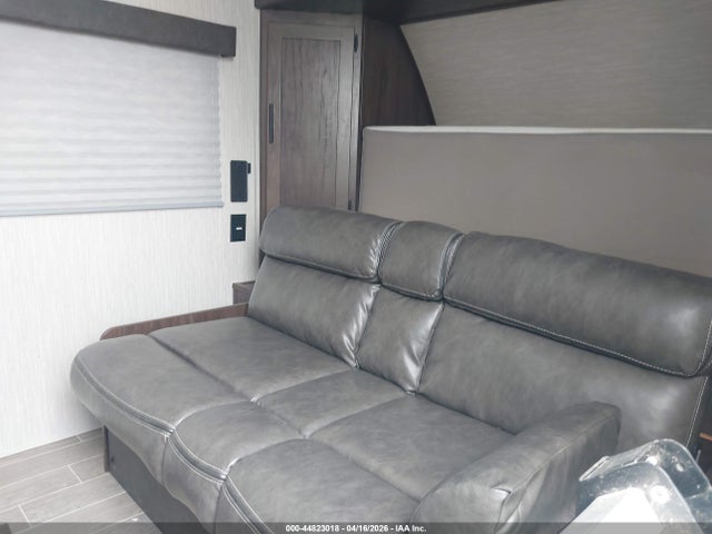Forest River Travel Trailer 2021 5ZT2CKEC4MY007599 Image 5