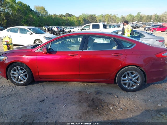 44823029 :رقم المزاد ، 1FA6P0H72G5114396 vin ، 2016 Ford Fusion Se مزاد بيع