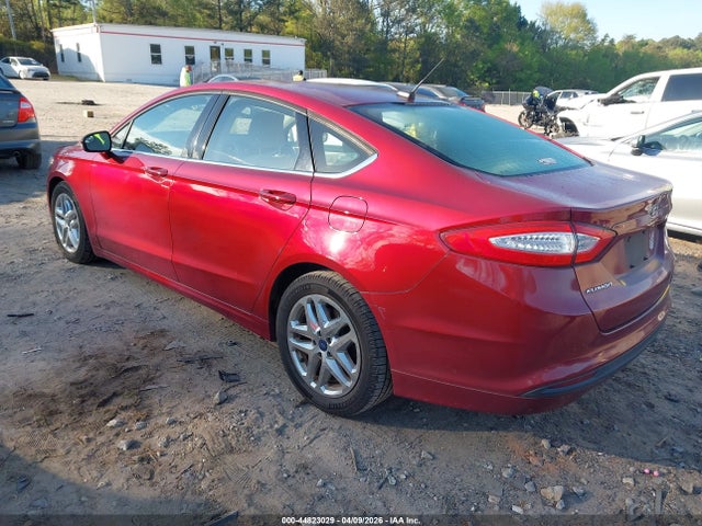 44823029 :رقم المزاد ، 1FA6P0H72G5114396 vin ، 2016 Ford Fusion Se مزاد بيع