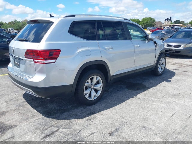 Продаж на аукціоні авто 2018 Volkswagen Atlas 3.6l V6 Se/3.6l V6 Se W/technology, vin: 1V2DR2CA7JC579249, номер лоту: 44823051