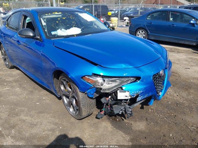 Aukcja sprzedaży 2019 Alfa Romeo Giulia Ti Sport Awd, vin: ZARFANBNXK7601994, numer aukcji: 44823057