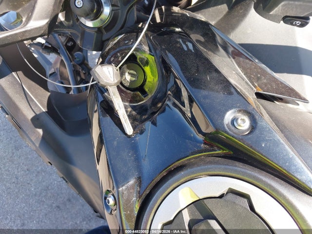 Kawasaki Ex650 R 2024 ML5EXER15RDAD5741 Image 11