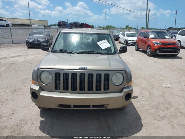 44823085 :رقم المزاد ، 1J8FT28W17D400666 vin ، 2007 Jeep Patriot Sport مزاد بيع