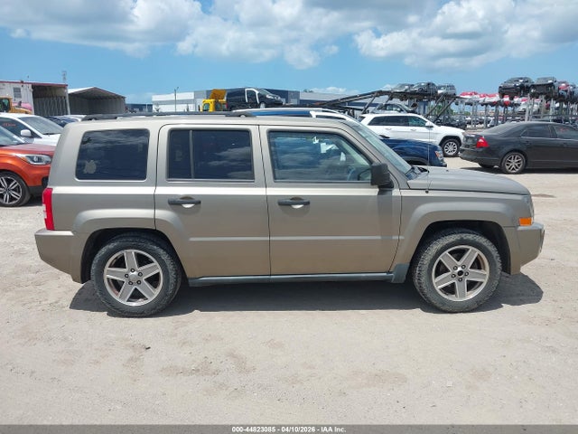 44823085 :رقم المزاد ، 1J8FT28W17D400666 vin ، 2007 Jeep Patriot Sport مزاد بيع