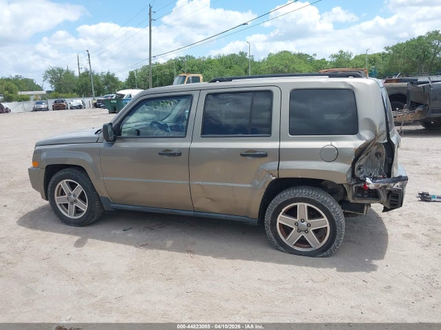 44823085 :رقم المزاد ، 1J8FT28W17D400666 vin ، 2007 Jeep Patriot Sport مزاد بيع